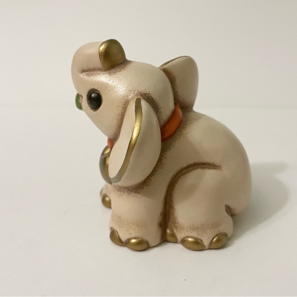 Vintage Thun Elephant Figurine with Clover 3” Tall - Picture 6 of 15